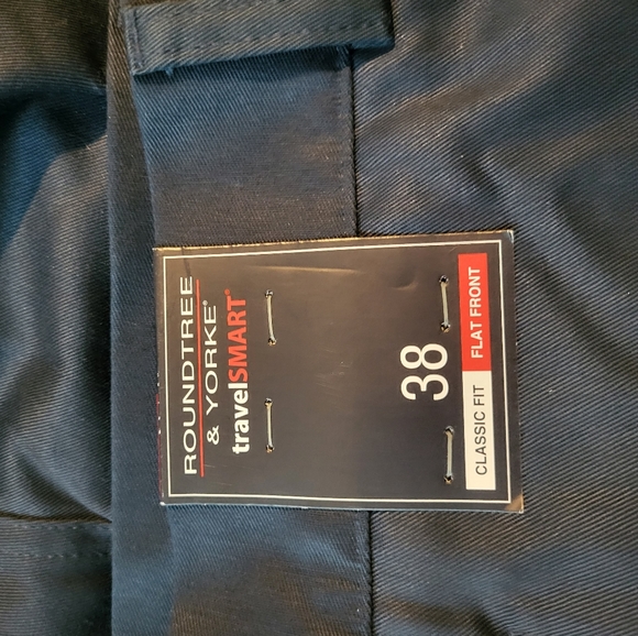 Roundtree and Yorke Summer Shorts Sz.38 - Picture 2 of 7